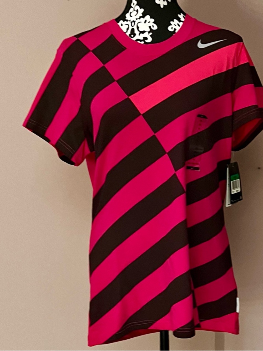 NIKE Women’s Dri-Fit Cotton Blend Graphic Stripe Training Tee